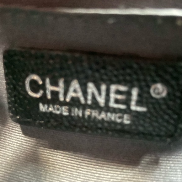 Black Quilted Leather Bag Caviar Medium Boy Flap Black - Picture 11 of 11